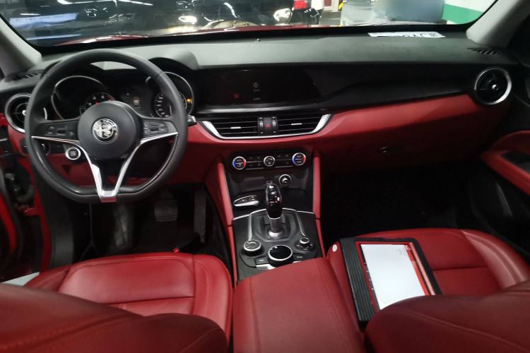 Used Alfa Romeo Stelvio 2017 2.0T 200HP Elite Edition