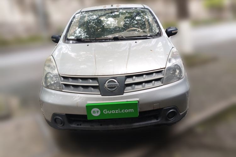 Used Nissan Livina 2007 1.6L Manual Multi-Function Type Front