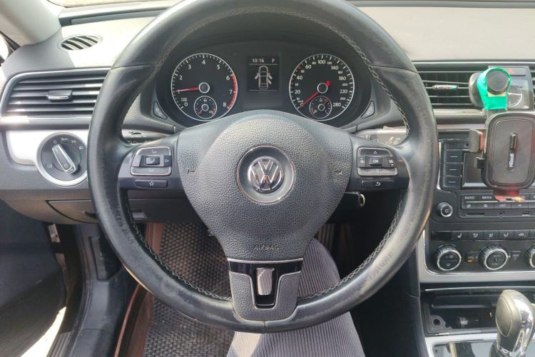 Used Volkswagen Passat 2015 1.8TSI DSG Prestige Edition
