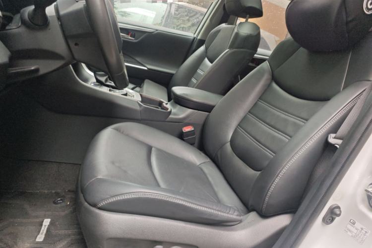 Used Toyota RAV4 2021 2.0L CVT Two-Wheel Drive Fashion PLUS Edition