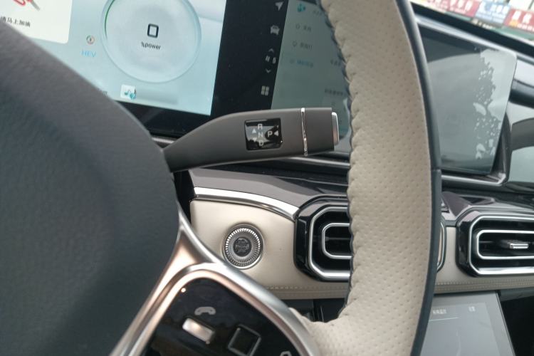 Used JETOUR Shanhai L7 2024 1.5T 120km ULTRA 7-Seater