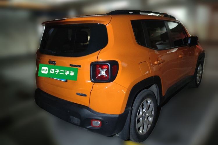 Used Jeep Renegade 2016 1.4T Automatic High-Energy Version Rear Right 45 Deg