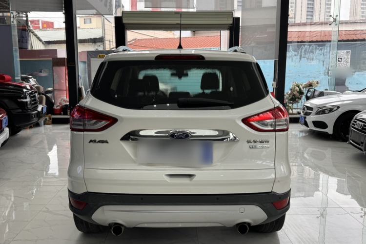 Used Ford Kuga 2015 1.5L GTDi Two-Wheel Drive Fashion Edition Exterior 2