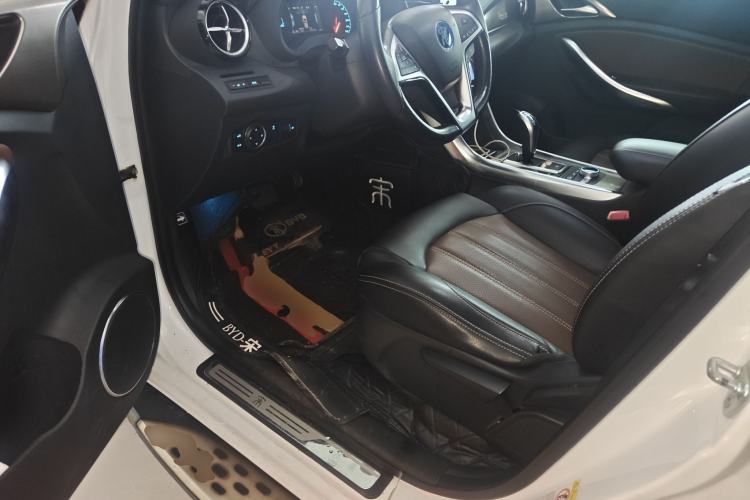 Used BYD Song New Energy 2017 Song DM 1.5TID All-Wheel Drive Luxury Model
