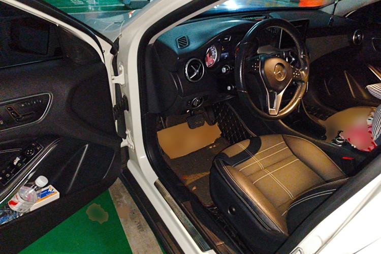 Used Mercedes-Benz GLA 2015 GLA 200 Driver Seat