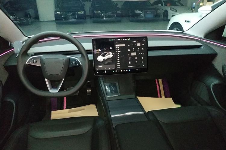 Used Tesla Model 3 2025 Model Revised Rear-Wheel-Drive Version Center Console