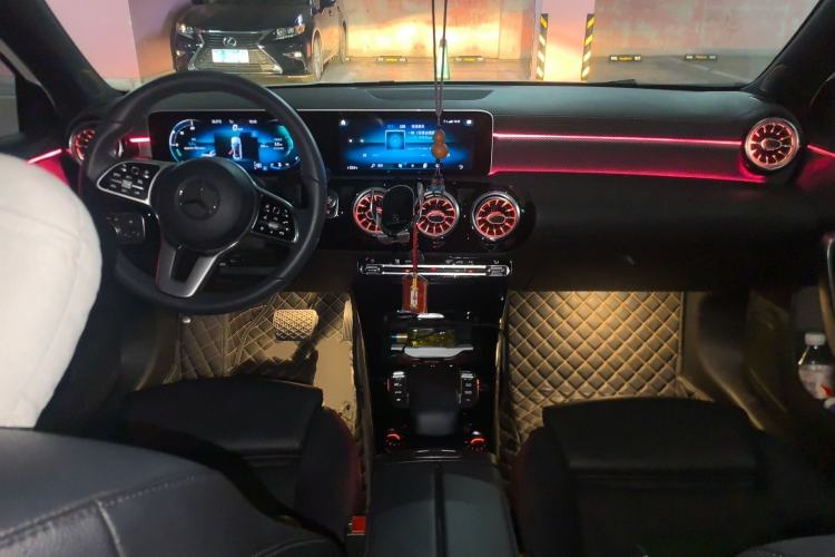 Used Mercedes-Benz A-Class 2020 Second Facelift A 180 L Sport Sedan Center Console