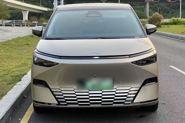 Used XPeng X9 2024 640 All-Wheel Drive High-Performance Max