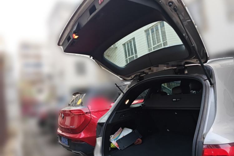 Used Mercedes-Benz GLC 2018 Facelifted GLC 260 4MATIC Dynamic Edition Trunk