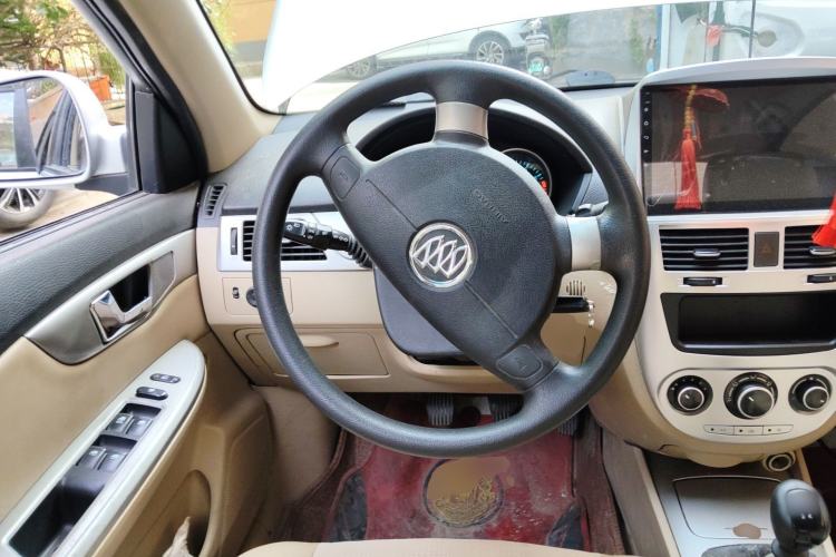 Used Buick Excelle 2013 1.5L Manual Classic Model
