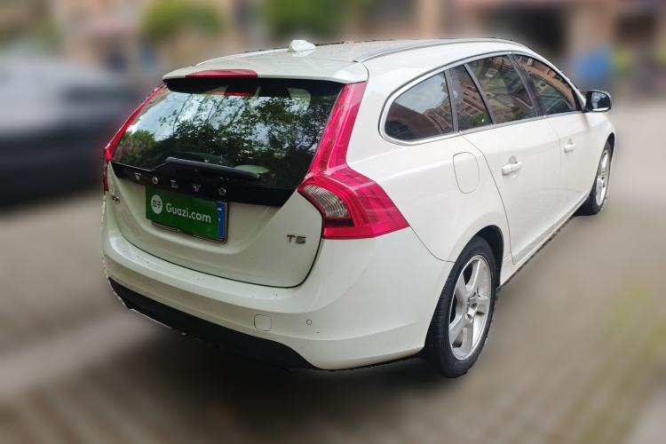 Used Volvo V60 2013 T5 Smart Edition Rear Right 45 Deg