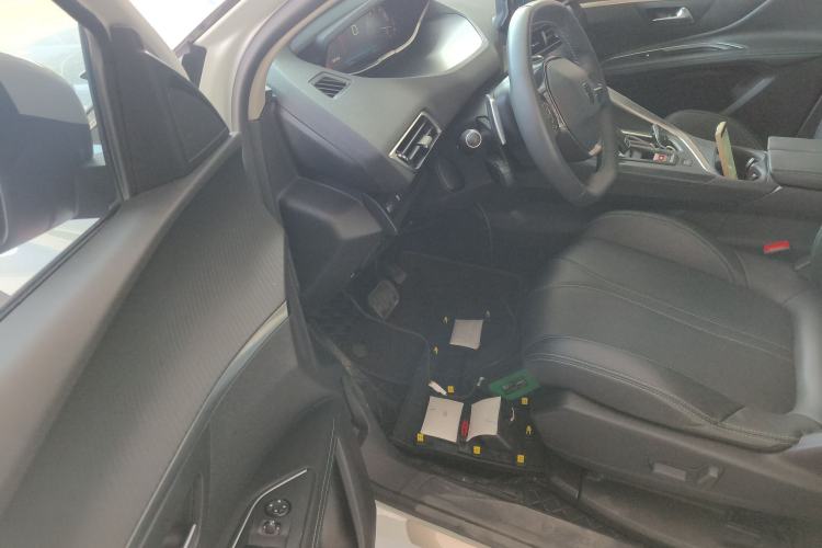 Used Peugeot 5008 2023 400THP True Love Edition 5-seater
