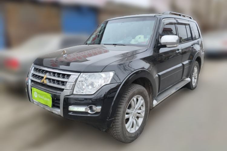 Used Mitsubishi Pajero 