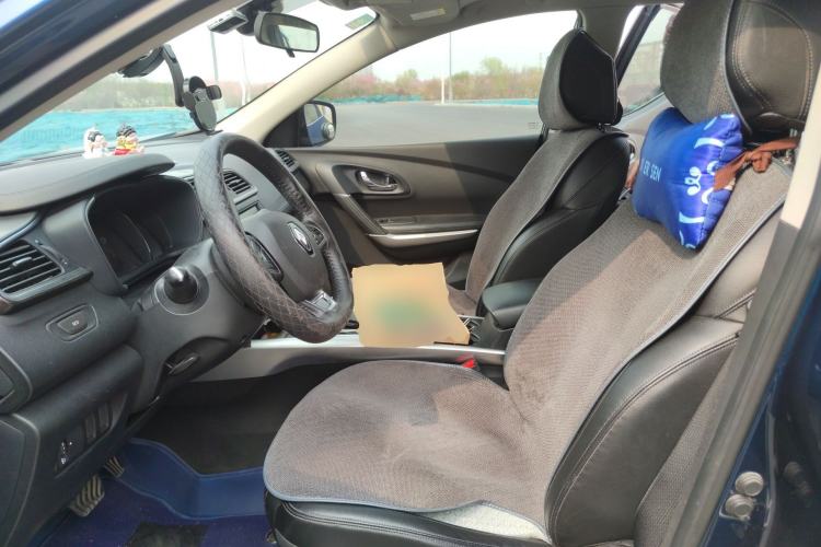 Used Renault Kadjar 2017 2.0L Two-Wheel-Drive Leading Edition