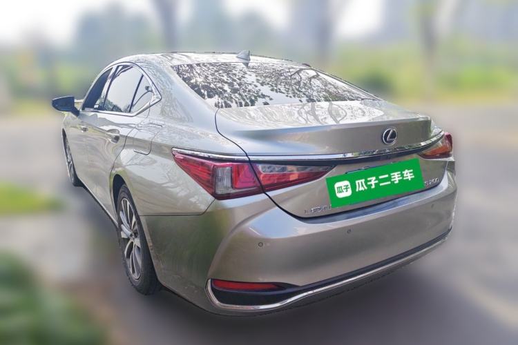 Used Lexus ES 2020 200 Excellence Edition Rear Left 45 Deg