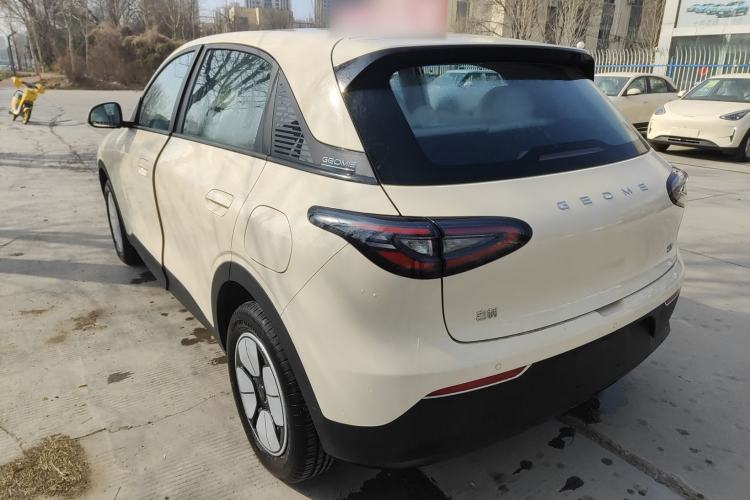 Used Geely Galaxy Geome 2025 410 km Free Version
