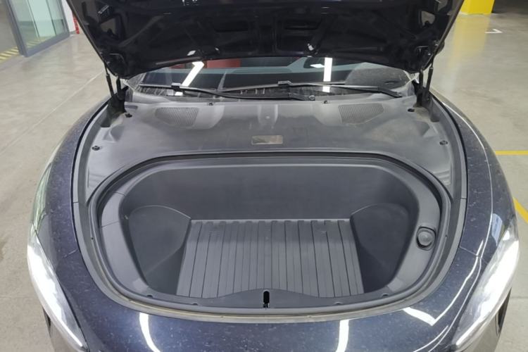 Used Xiaomi Auto SU7 2024 Four-Wheel Drive Ultra-Long Range Advanced Intelligent Driving Max Edition