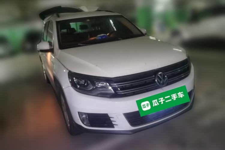 Used Volkswagen Tiguan 2013 1.8 TSI Automatic Two-Wheel Drive Comfort Edition Front Right 45 Deg