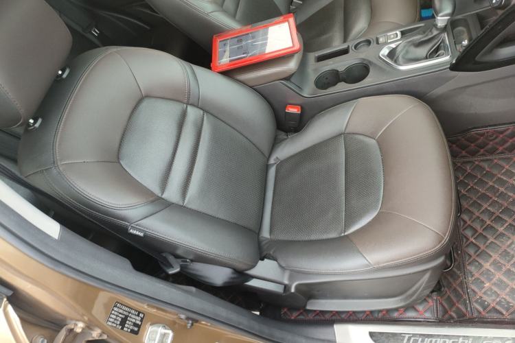 Used GAC Trumpchi GS4 2017 235T Automatic Two-Wheel Drive Luxury Smart Connectivity Version Right Front Seat