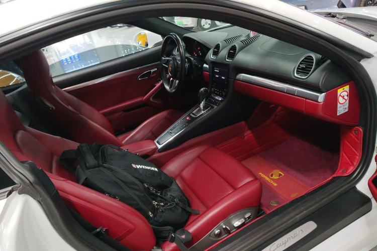 Used Porsche 718 2016 Cayman 2.0T