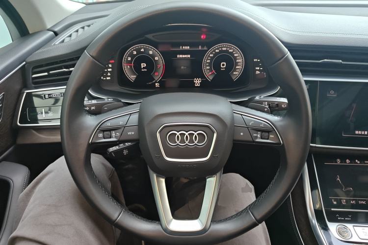 Used Audi Q7 2023 45 TFSI quattro S line Sport model