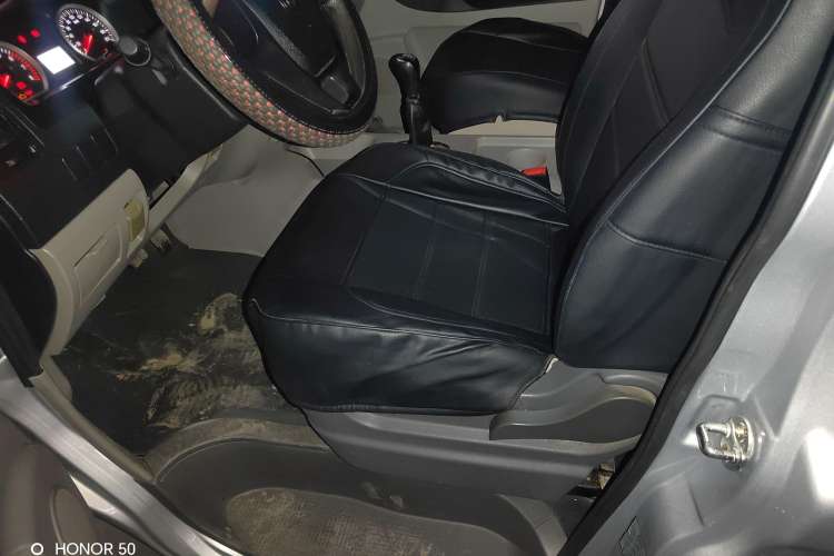 Used FORTHING Lingzhi 2017 Facelifted M3L 1.6L 7-Seater Standard Version
