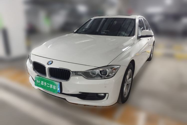 Used BMW 3 Series 2015 320i Fashion Model