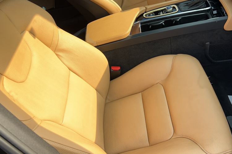 Used Volvo S90 2020 T5 Zhiyi Luxury Edition