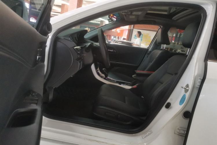 Used Honda Accord 2016 2.0L Luxury Edition