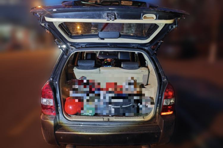 Used Hyundai Tucson 2009 2.0L Manual Two-Wheel Drive Fashion Edition