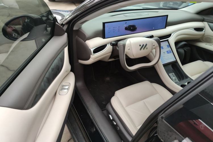 Used IM L6 2024 Max Long-Range Version
