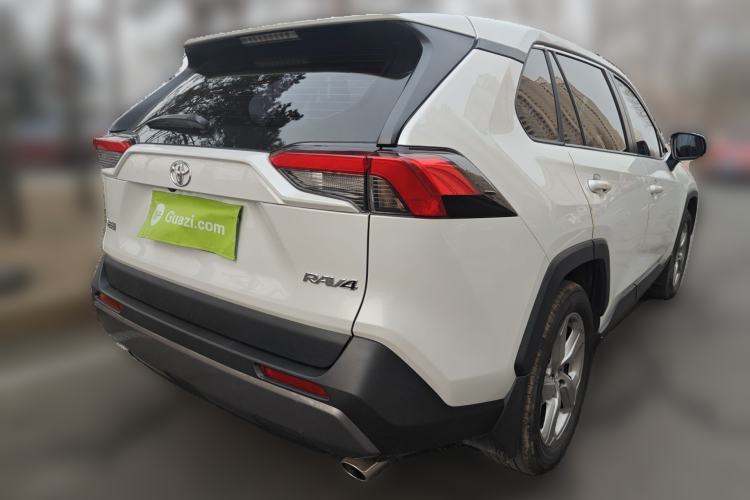 Used Toyota RAV4 2021 2.0L CVT Two-Wheel Drive Fashion PLUS Edition Rear Right 45 Deg