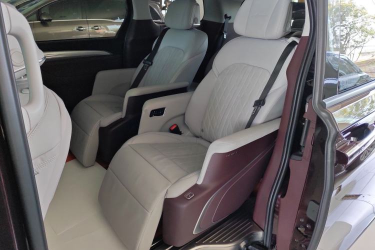 Used Buick GL8 2022 Facelift Avenir Aivia Six-Seat Deluxe Edition
