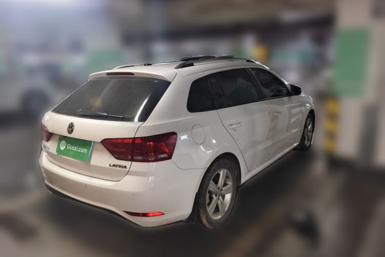 Used Volkswagen Gran Lavida 2017 1.6L Automatic Fashion Edition Rear Right 45 Deg