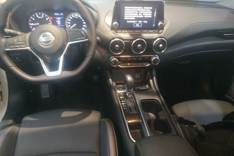 Used Nissan Sylphy 2020 1.6L XL CVT Enjoyment Edition Center Console