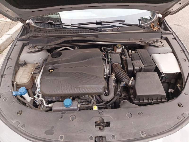 Used CHANGAN UNI-V 2022 1.5T Prestige Version — 10