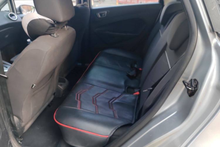 Used Ford Fiesta 2013 Hatchback 1.5L Automatic Fashion Edition
