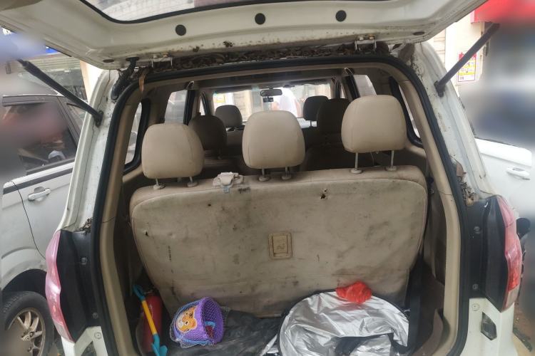 Used Jinbei 750 2015 1.5L Flagship Model