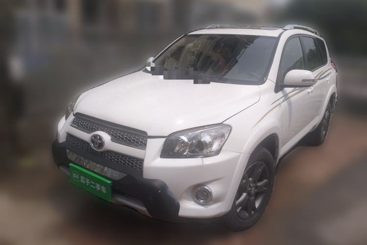 Used Toyota RAV4 2012 Luxurious Edition 2.0L Automatic All-Wheel Drive