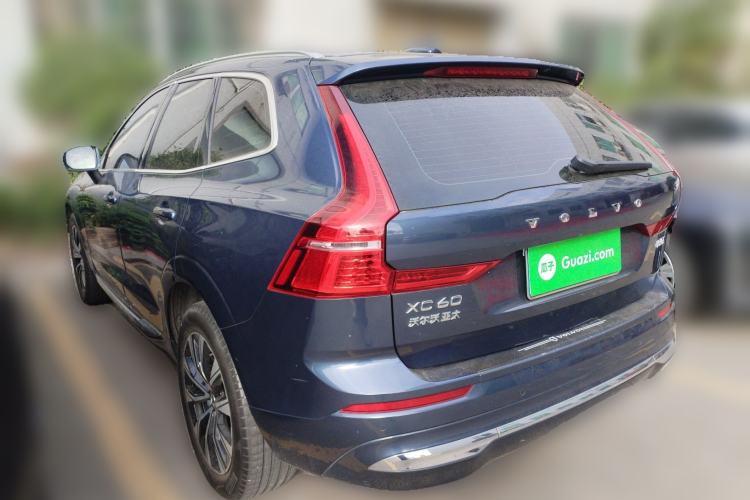 Used Volvo XC60 2023 B5 4x4 Smart Luxury Edition
