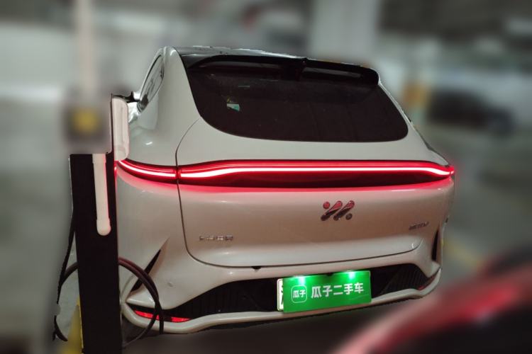 Used IM LS7 2023 90 kWh Elite Rear-Drive Version
