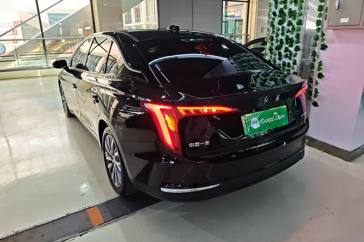 Used Hongqi E-QM5 2022 431 km Charge & Enjoy Edition
