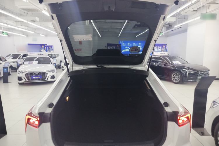 Used Bestune B70 2022 Third Generation 1.5T Automatic Enjoyment Version Trunk