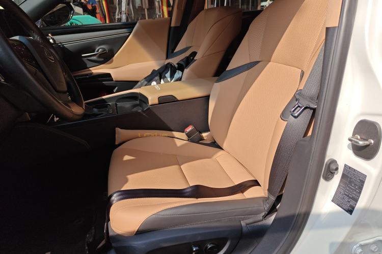 Used Lexus ES 2022 200 Excellence Edition