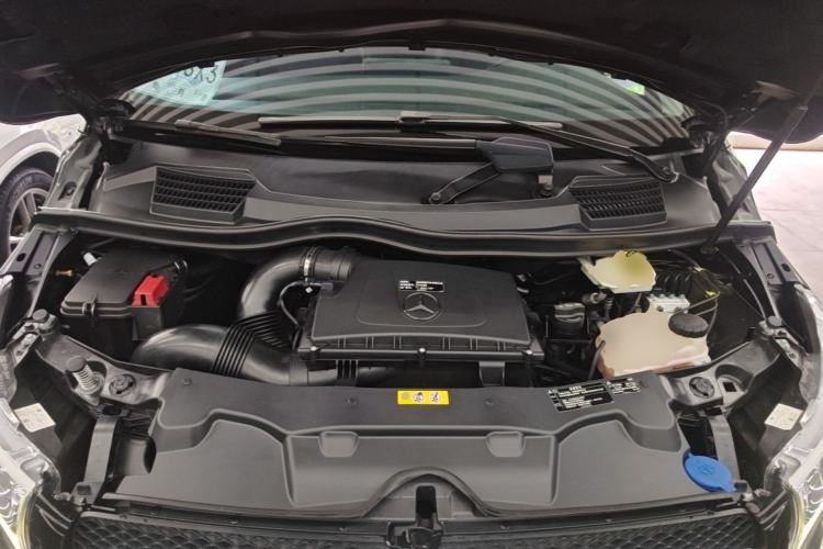Used Mercedes-Benz V-Class 2021 V 260 Prestige Edition Engine Bay