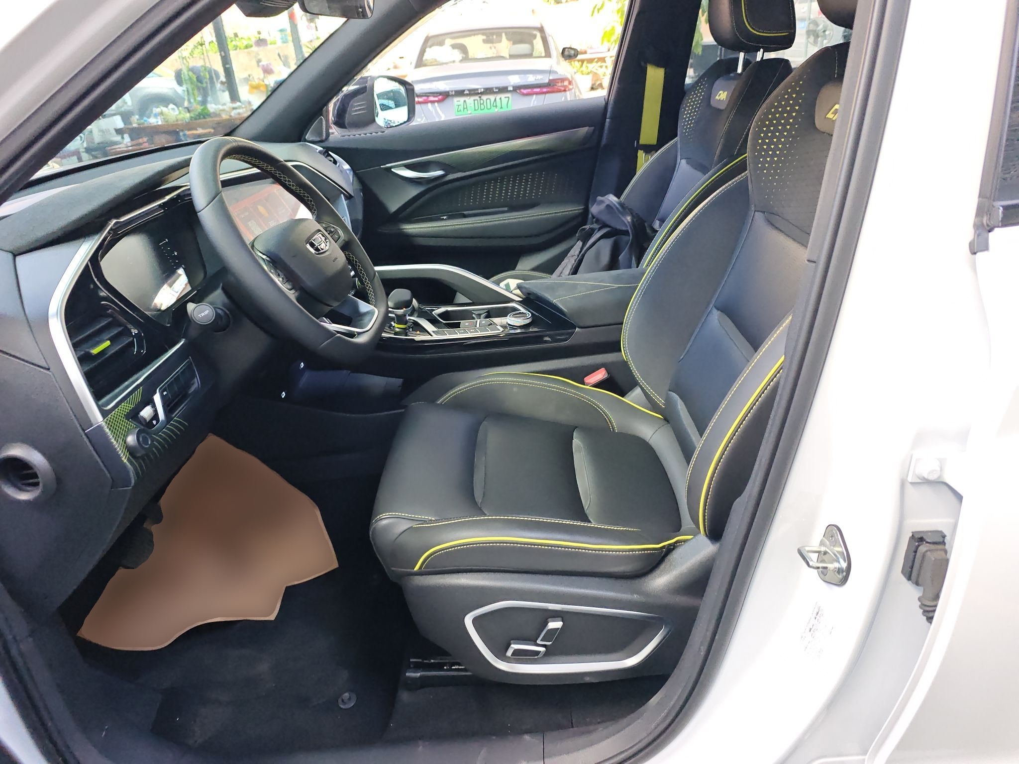 Переднее сиденье в автомобиле