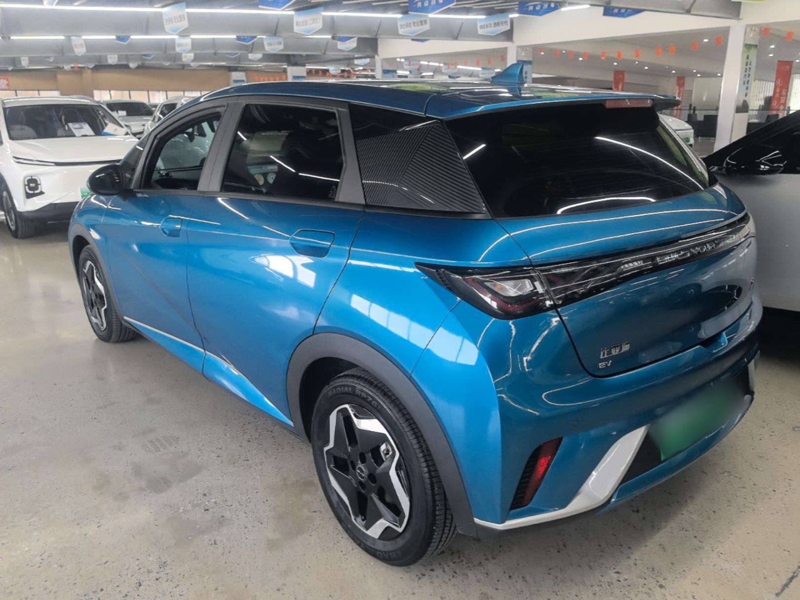 BYD Dolphin 2021 405 km Fashion Edition — снимка 4