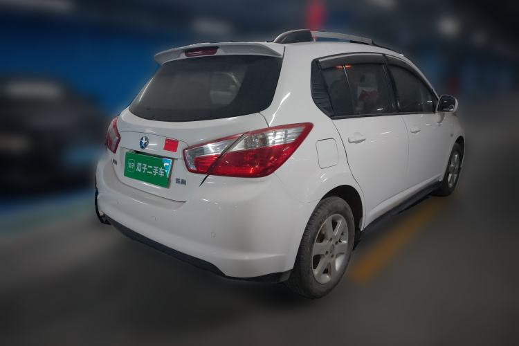 Used Venucia R50 2013 1.6L Manual Fashion Edition Rear Right 45 Deg