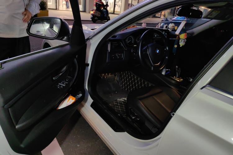 Used BMW 3 Series 2019 320Li Fashion Model
