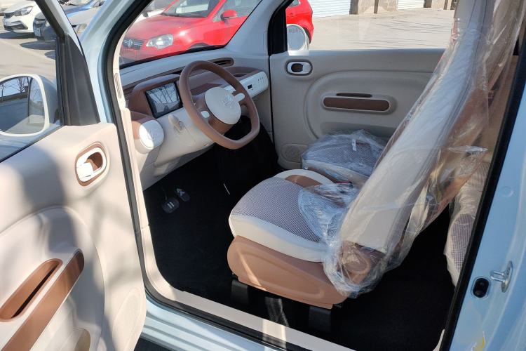 Used Bestune Pony 2026 222km Colorful Horse
